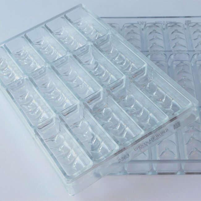 Полікарбонатна форма для шоколаду Снікерс 84x26x20мм, 15штx39г 2363CW